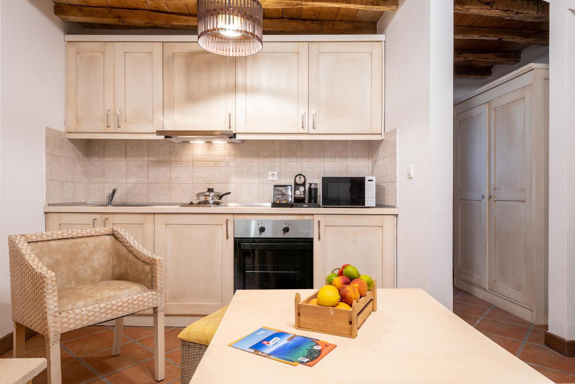 The Varos Residences Hotel Zimmer foto