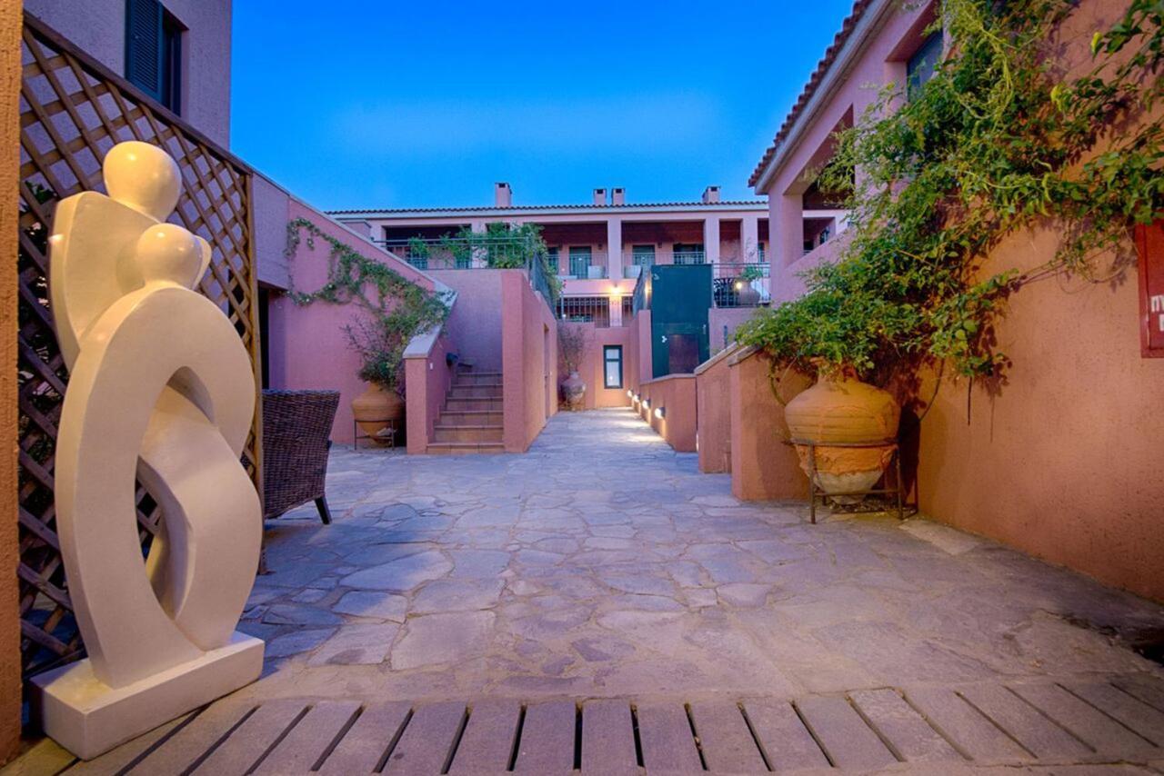 The Varos Residences Hotel Exterior foto